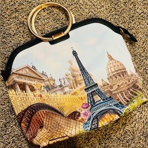 Paris purse